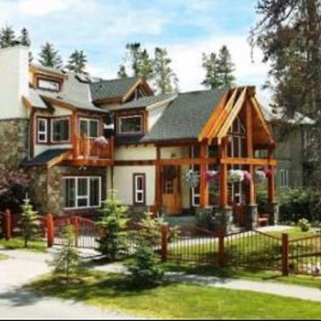 Beaujolais Boutique B&B At Thea'S House Banff Exteriér fotografie